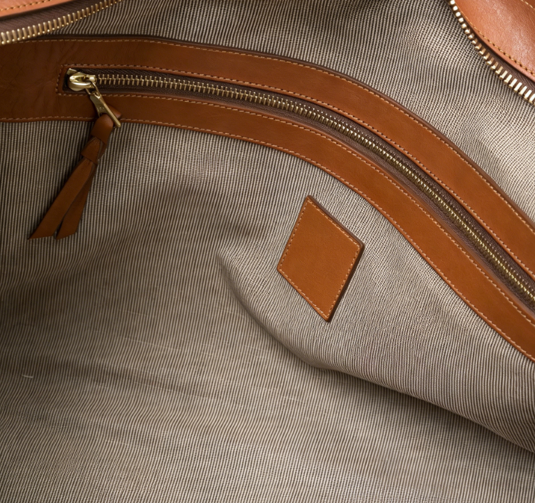 Full-Grain Leather Barrel Weekend Duffle Bag